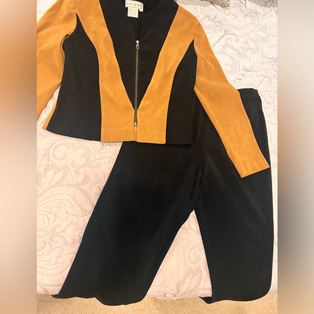 2 piece suit vintage